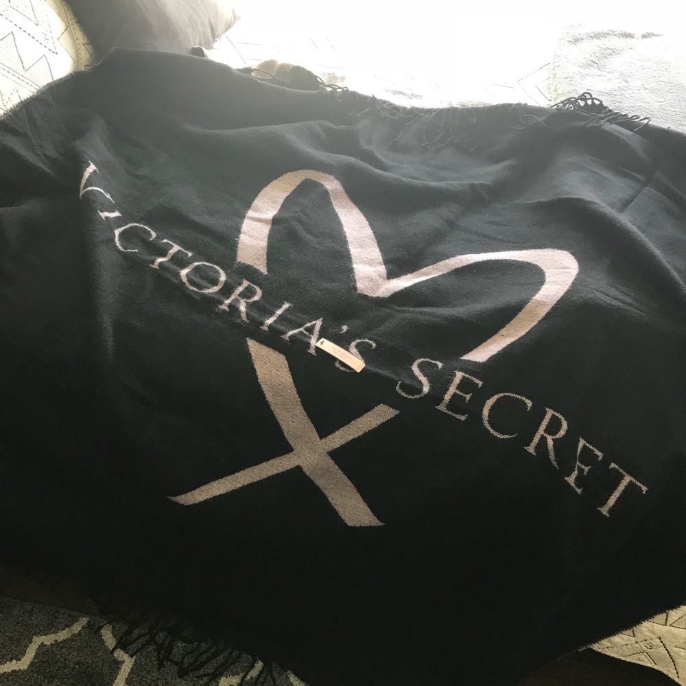Victoria Secret Blanket
